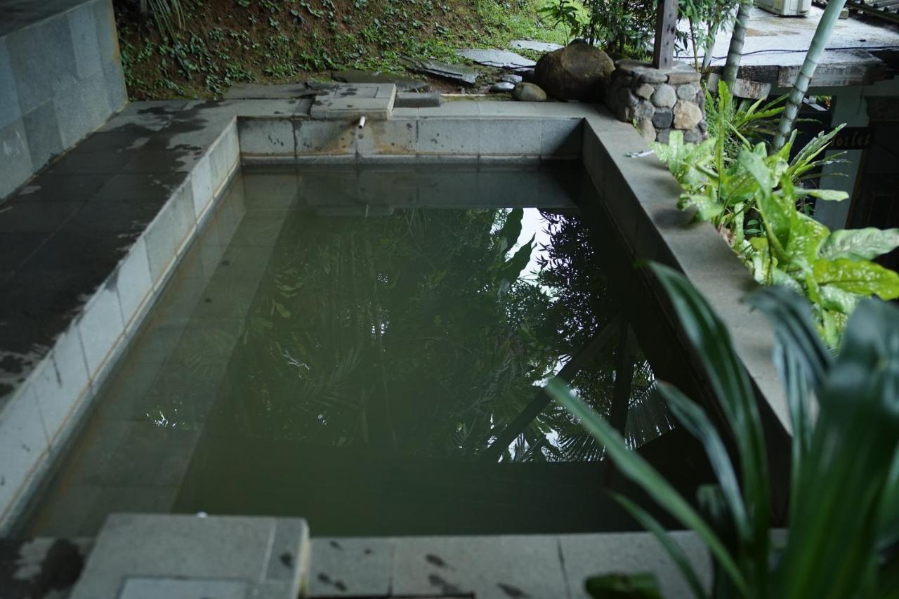 Tirta Arsanta Hot Springs&villa Bogor
