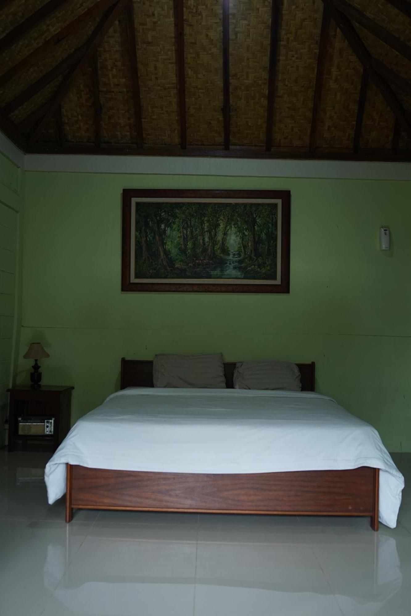 Tirta Arsanta Hot Springs&villa * Bogor