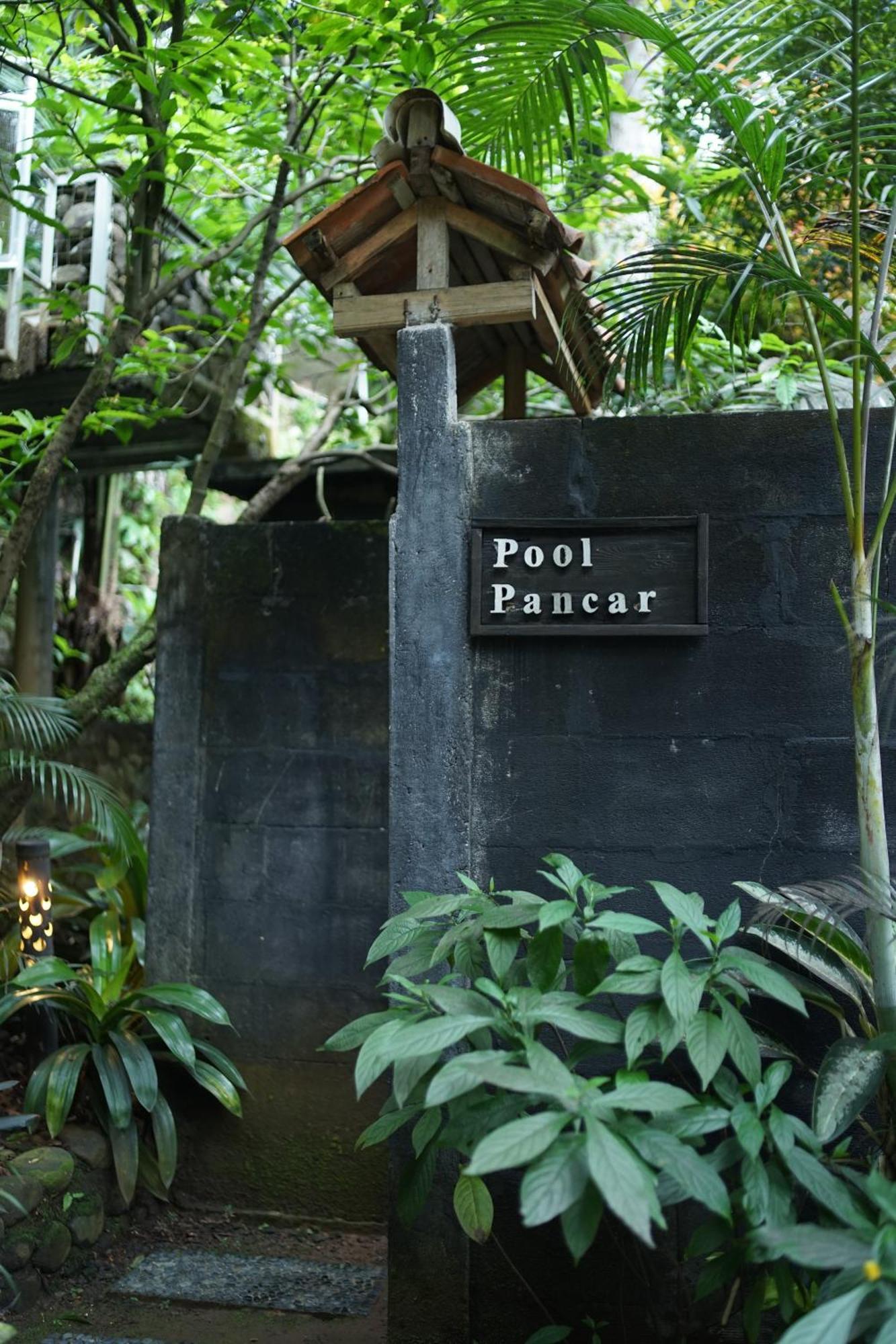 Tirta Arsanta Hot Springs&villa Bogor