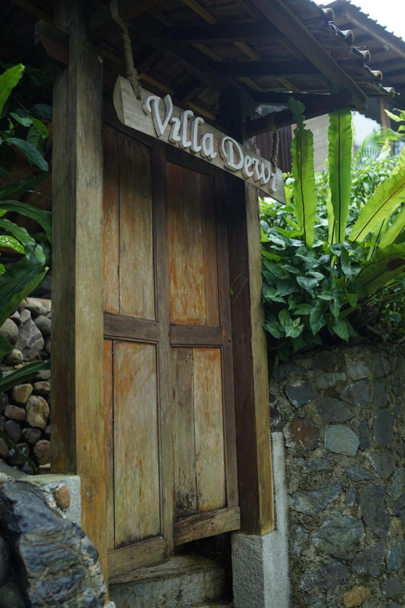 Tirta Arsanta Hot Springs&villa *
