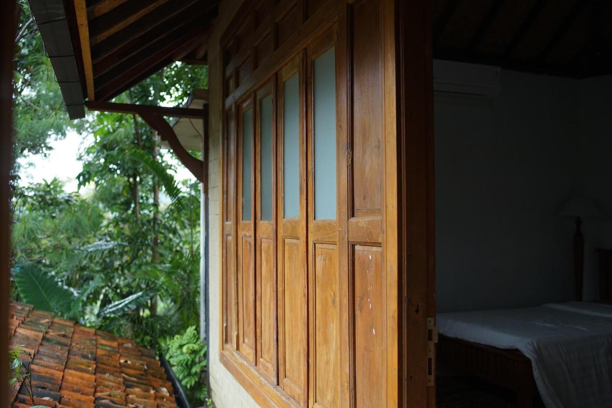 Tirta Arsanta Hot Springs&villa