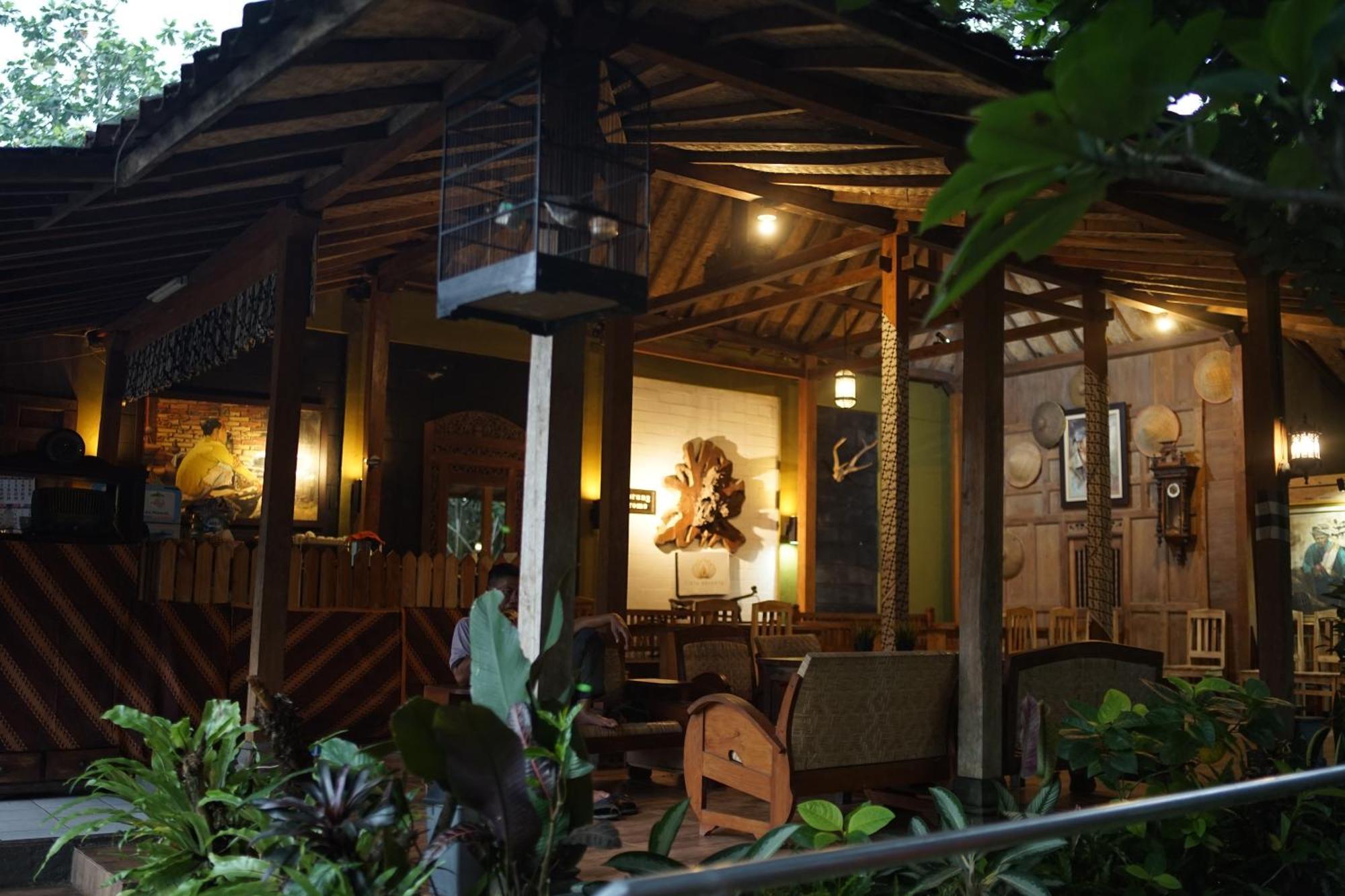 Tirta Arsanta Hot Springs&villa *